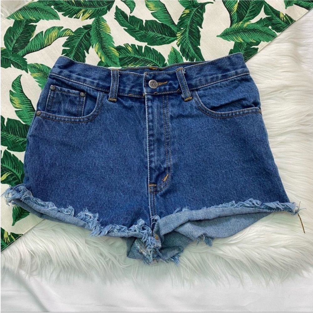 Vintage Western Rodeo Frayed Hem Shorts 002